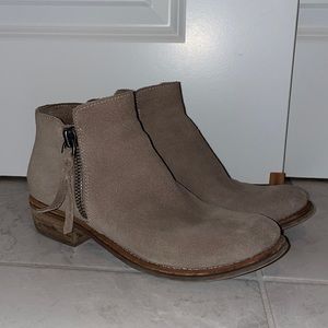 Women’s Suede Leather Booties